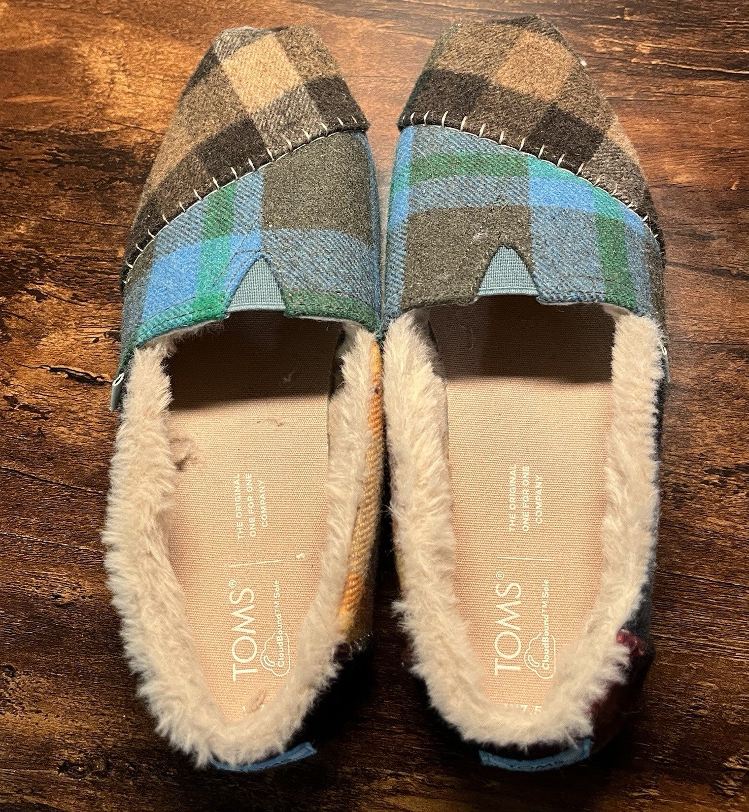 TOMS Wool Plaid Faux Shearling Flats Women’s 7.5 Cozy Slippers Slip-On Shoes