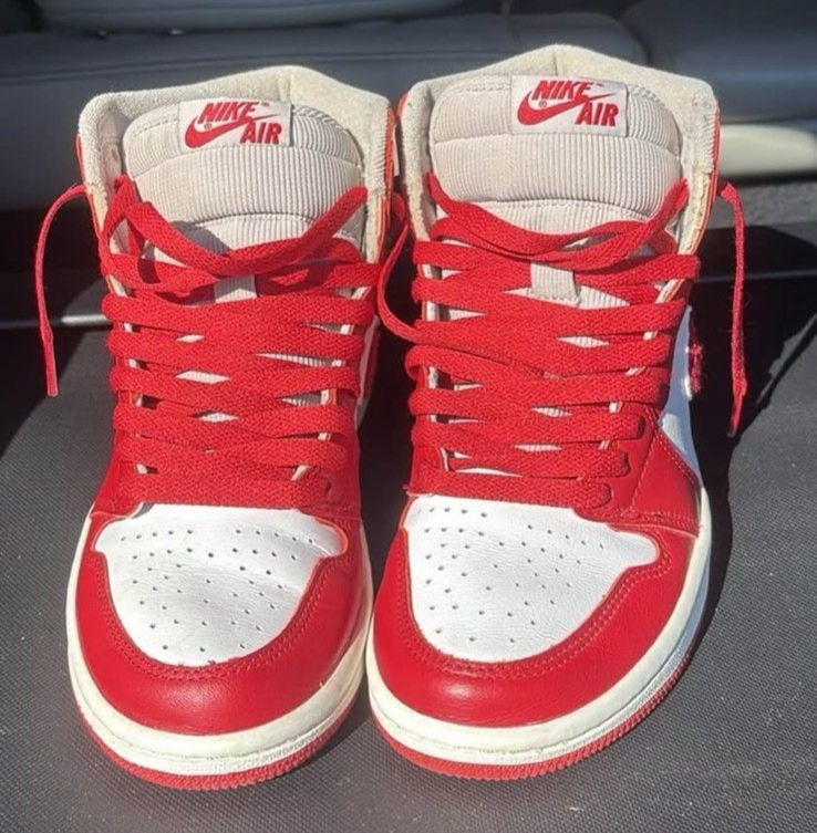 Nike Air Jordan 1 Retro High OG Varsity Red  Women 5.5 / Men's 4