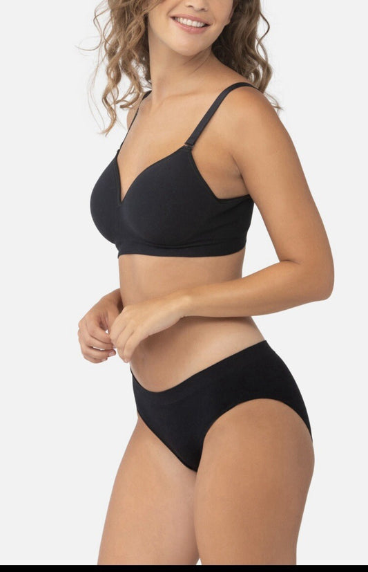 Underoutfit- 460 The Perfect Neckline Bra, size XL - black