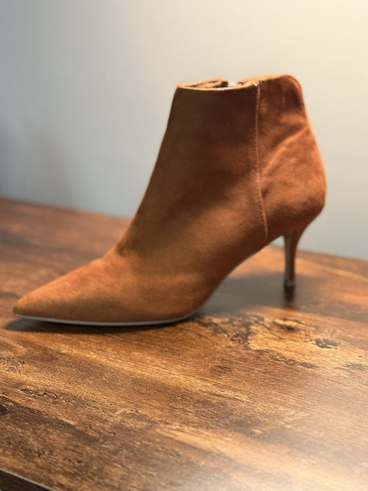 Charles David Suede Ankle Booties Rust Brown Size 7.5M Pointed Toe Zip