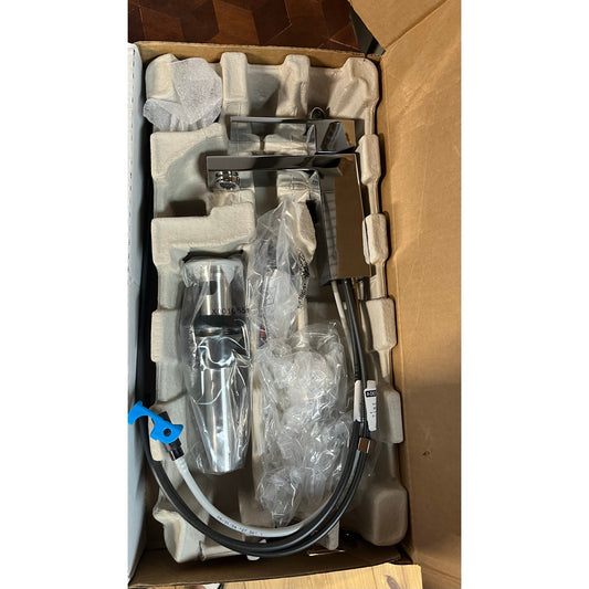 Delta 567LF-PP Chrome Bathroom Faucet Single Handle Project Pack Open Box
