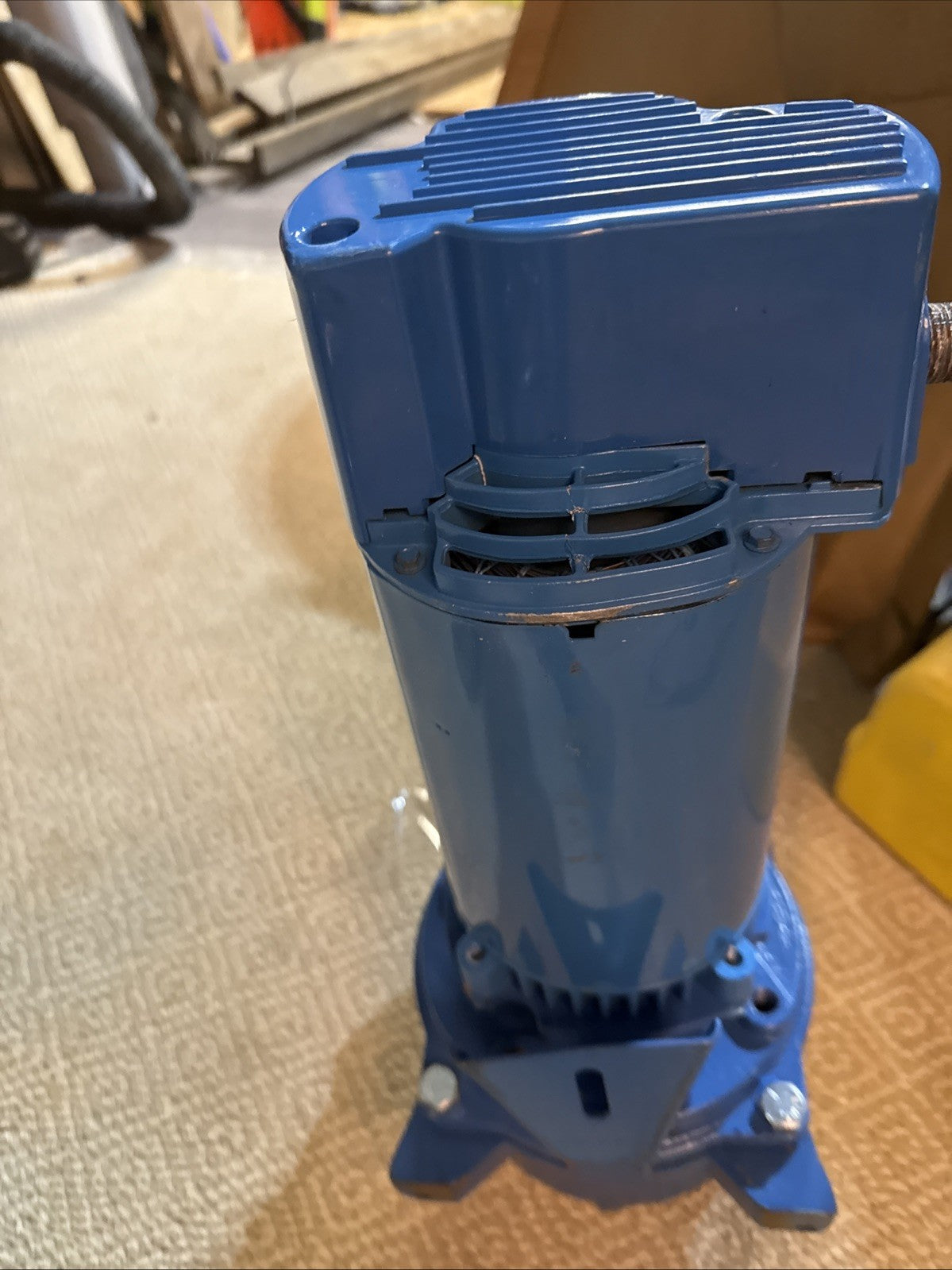 Goulds GT10 Irri-Gator Self-Priming Centrifugal Pump – 1 HP, 115V/230V Convertib