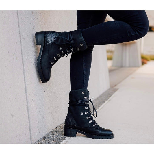 New - Vintage Foundry co. Charmaine Bootie, size 8.5