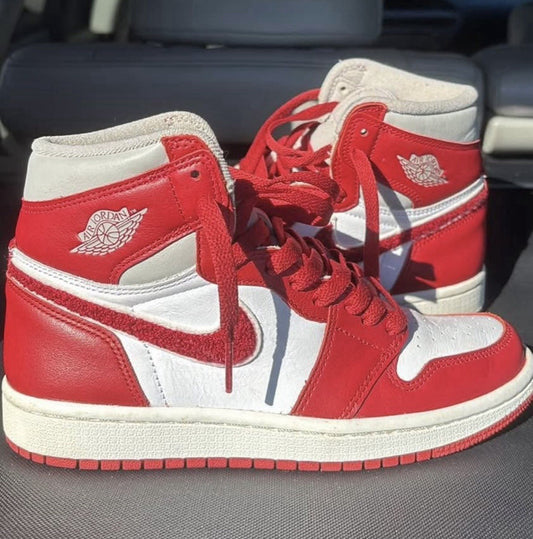 Nike Air Jordan 1 Retro High OG Varsity Red  Women 5.5 / Men's 4