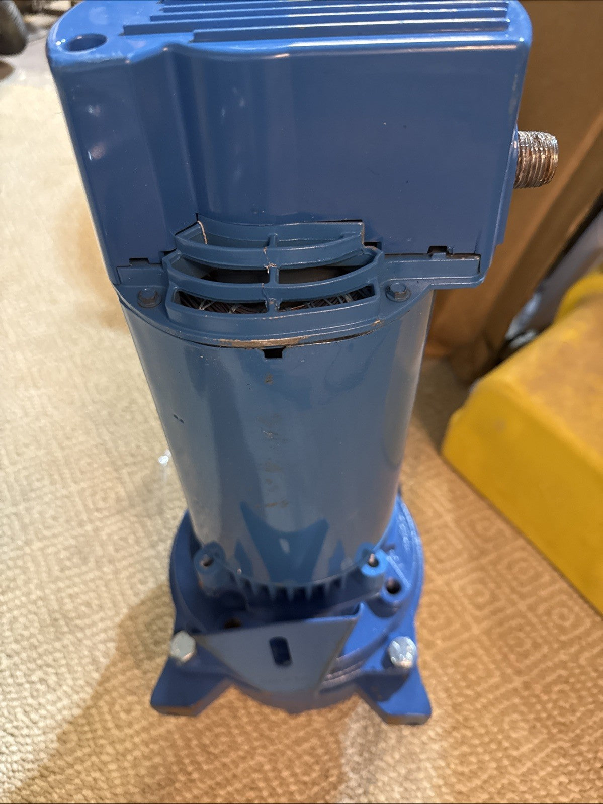 Goulds GT10 Irri-Gator Self-Priming Centrifugal Pump – 1 HP, 115V/230V Convertib