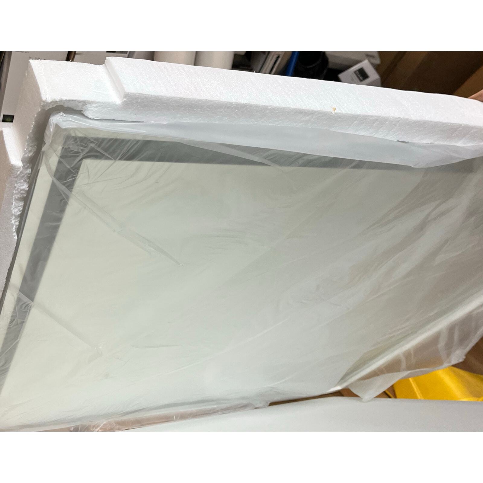Memobarco LED 36x48 Mirror, anti fog, backlit, 3 color options