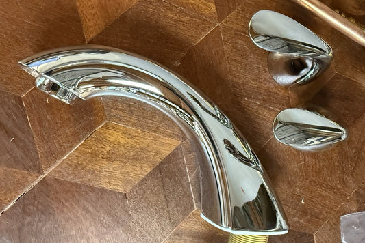 Delta 3530LF-MPU Classic Widespread Bathroom Faucet – Chrome Finish