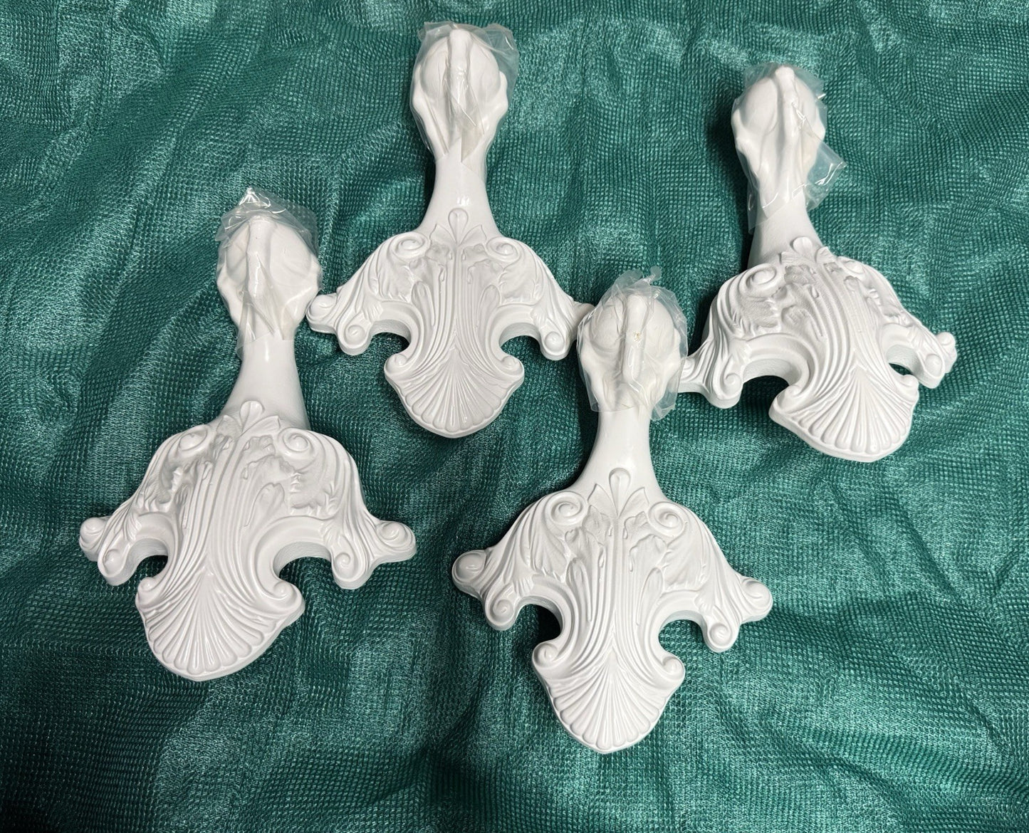 Kohler Iron Works Historic Ball-and-Claw Feet K-1103-0 – Antique-Chic, White Set