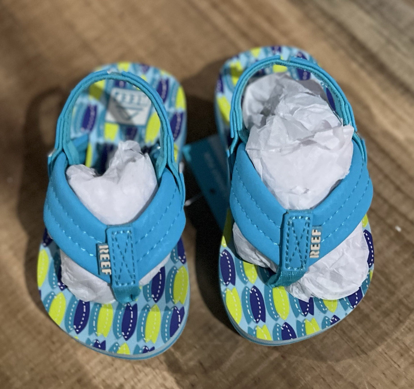 Reef Little Kids 5 US Flip Flops Sandals Boys Little Ahi Blue Fish Shoes